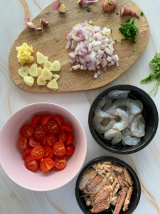 prawn and crab linguine ingredient shot