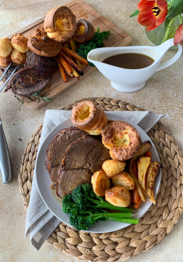 How to Classic English Roast Beef Dinner Chilli & Life