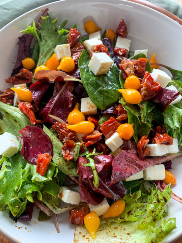 Easy Sirloin Steak Salad with Feta Cheese and Sundried Tomatoes