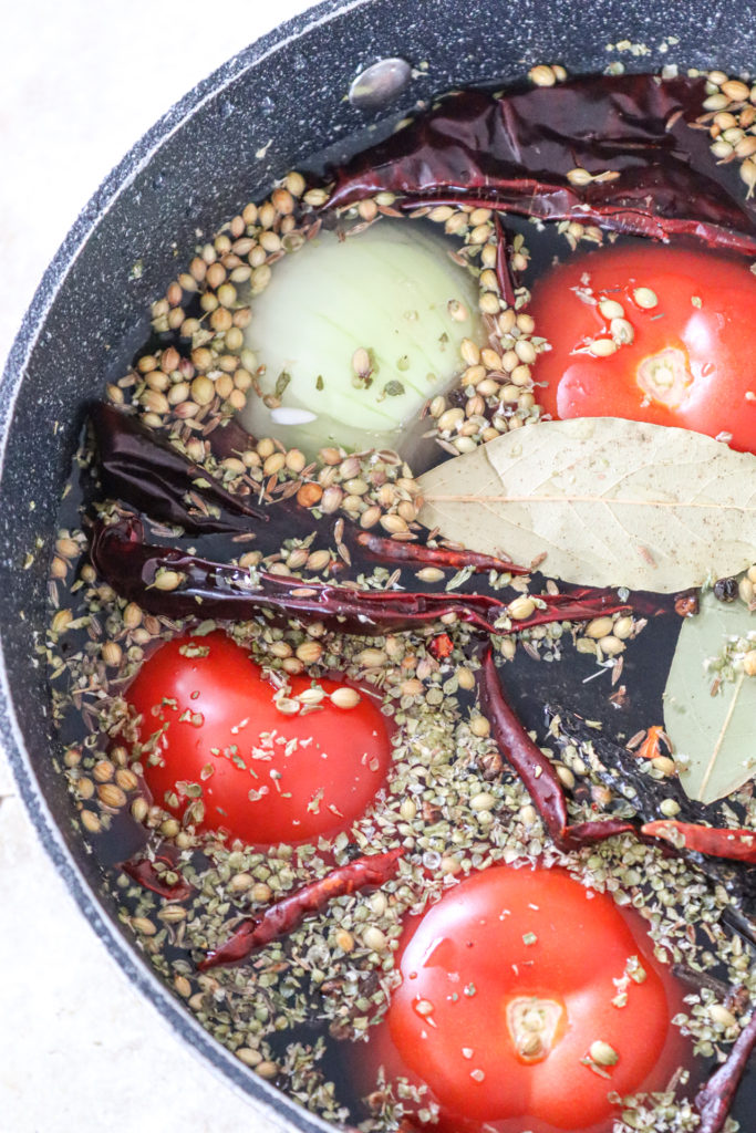 sauce ingredients boiling 