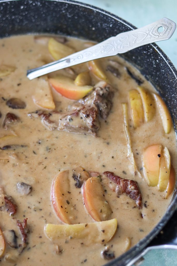 pork and apple casserole