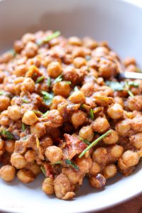 chana masala curry with chickpeas