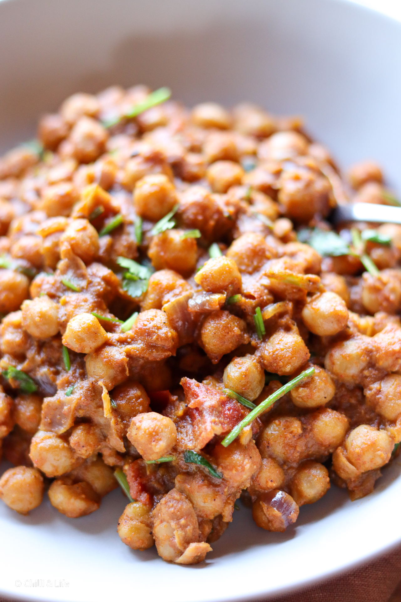 chana masala curry with chickpeas