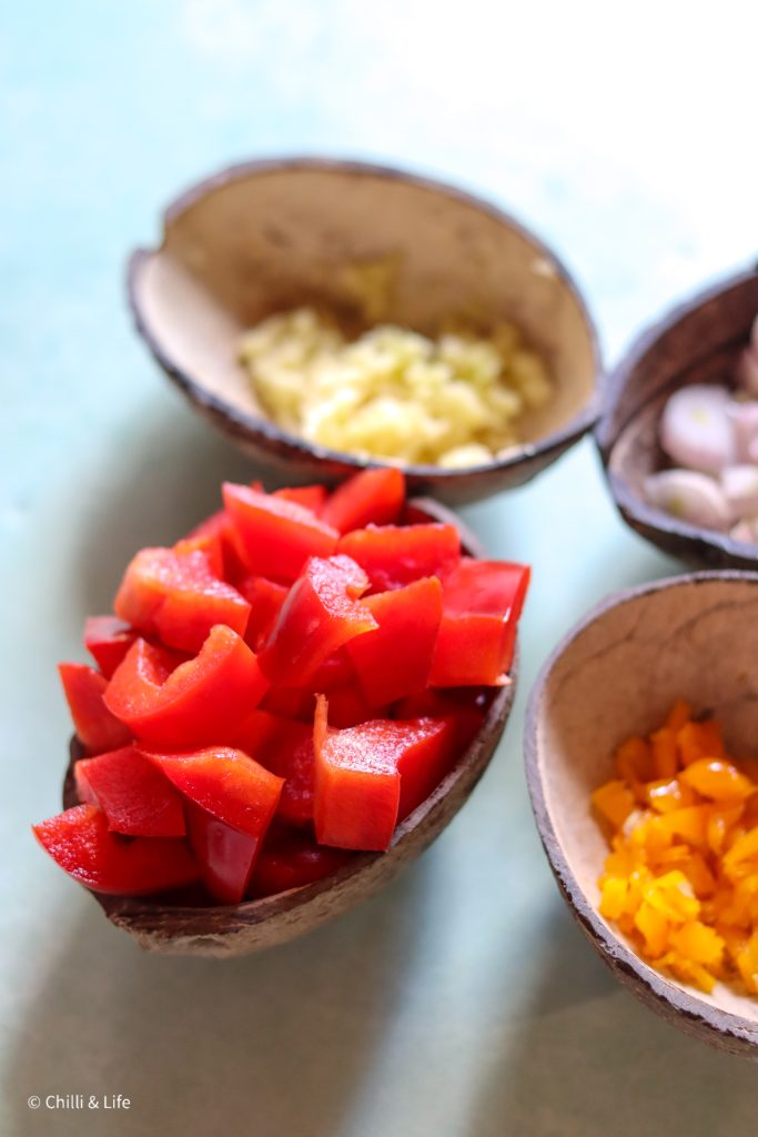 red peppers minced garlic